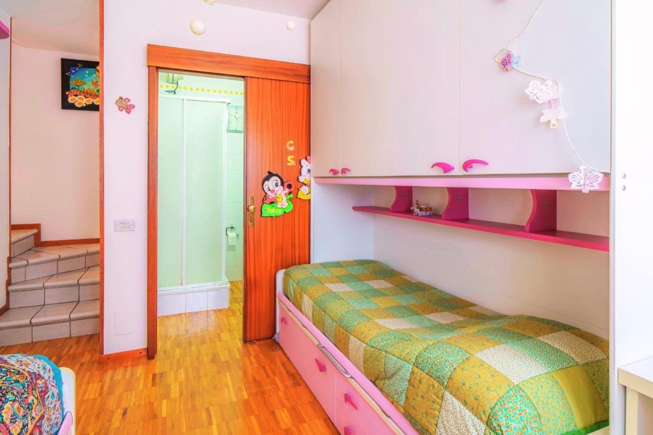 La Casa Nel Sole Apartman Grandate Kültér fotó